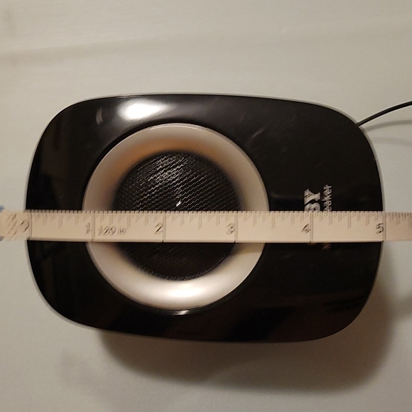 Coby Mini Speakers x 2  Dimensions 5 by 3.5 Inches - Picture 4 of 5